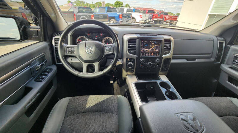 2014 RAM 1500 SLT