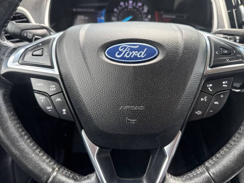2020 Ford Edge SEL