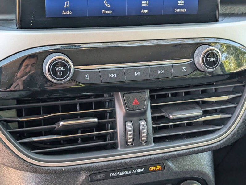2022 Ford Escape SE
