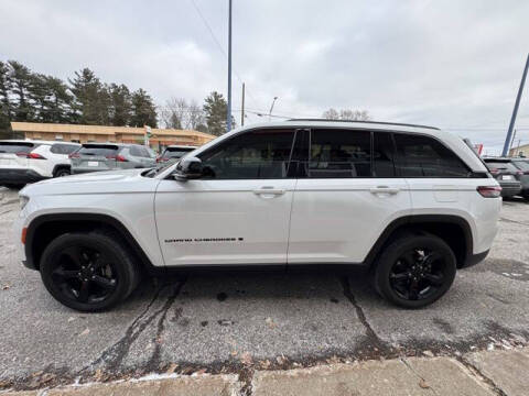 2022 Jeep Grand Cherokee Altitude