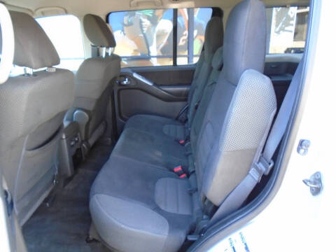 2012 Nissan Pathfinder SV