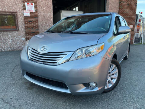 2013 Toyota Sienna for sale at JMAC IMPORT AND EXPORT STORAGE WAREHOUSE in Bloomfield NJ