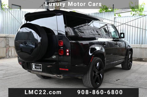 2023 Land Rover Defender 130 X-Dynamic SE