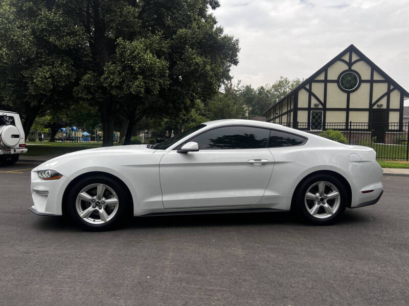 2019 Ford Mustang EcoBoost