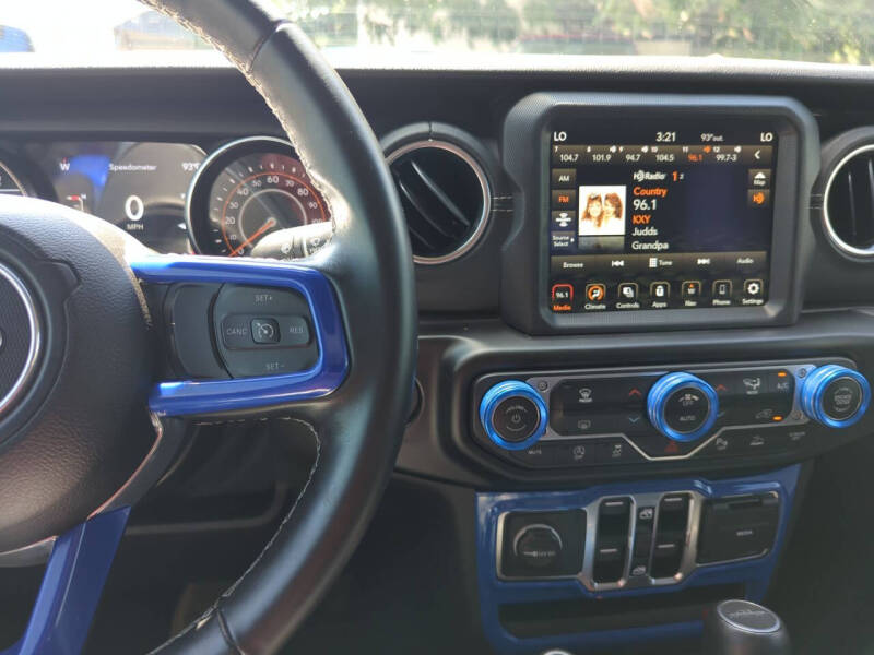 2021 Jeep Gladiator Overland