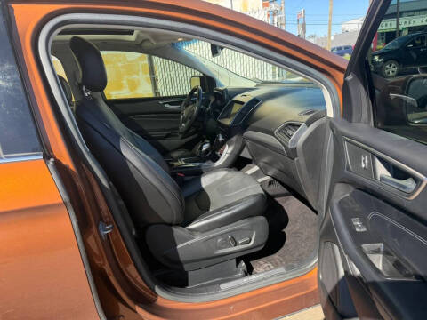 2017 Ford Edge Titanium