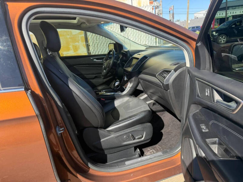 2017 Ford Edge Titanium