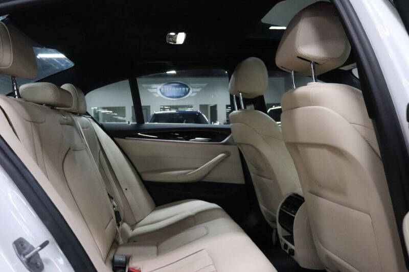 2019 BMW 5 Series 540i