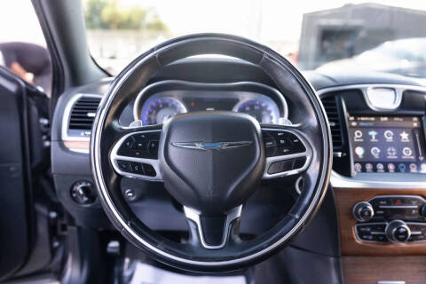 2017 Chrysler 300 C Platinum