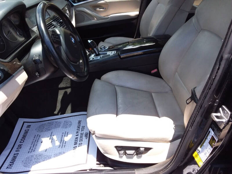 2012 BMW 5 Series 535i