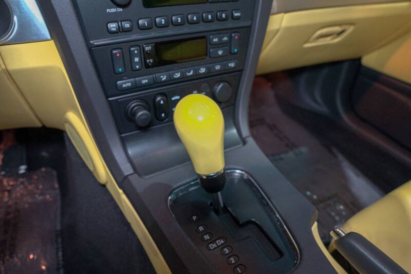2002 Ford Thunderbird Deluxe