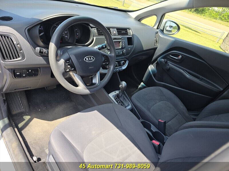 2012 Kia Rio 5-Door LX