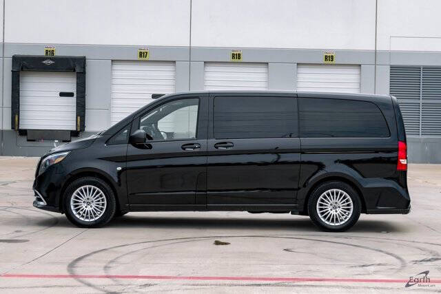 2023 Mercedes-Benz Metris Passenger