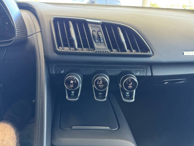 2017 Audi R8 5.2 quattro V10