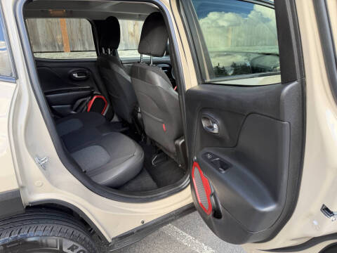 2016 Jeep Renegade Trailhawk