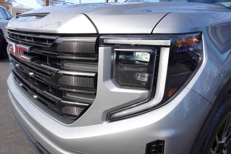 2023 GMC Sierra 1500 Elevation Standard