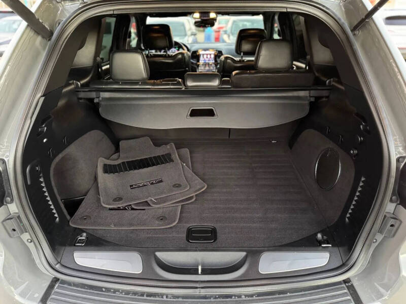 2020 Jeep Grand Cherokee SRT