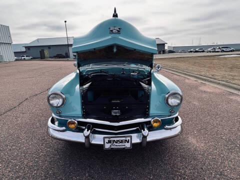 1952 Kaiser TRAVLER