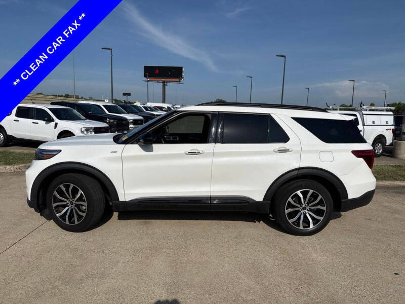 2023 Ford Explorer ST-Line