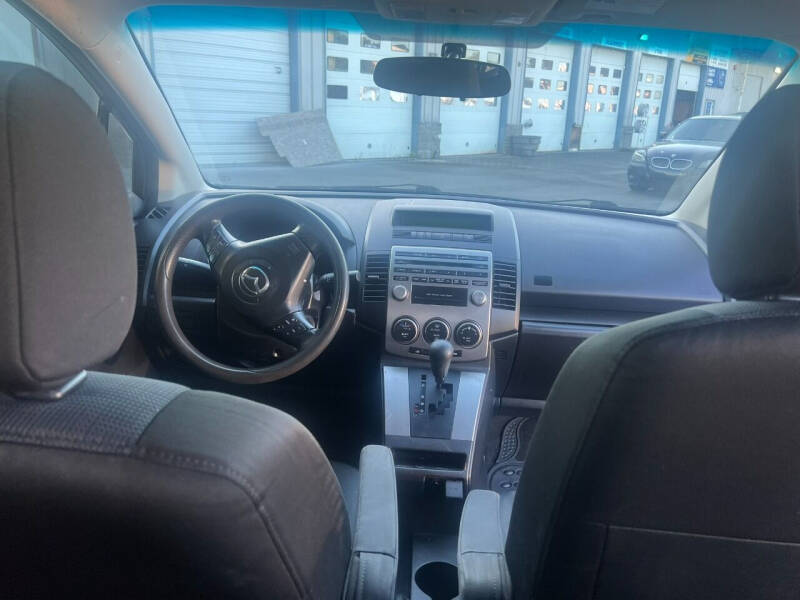 2010 Mazda MAZDA5 Sport