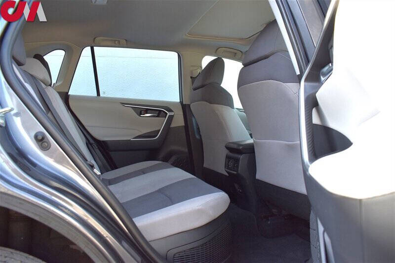 2019 Toyota RAV4 Hybrid XLE