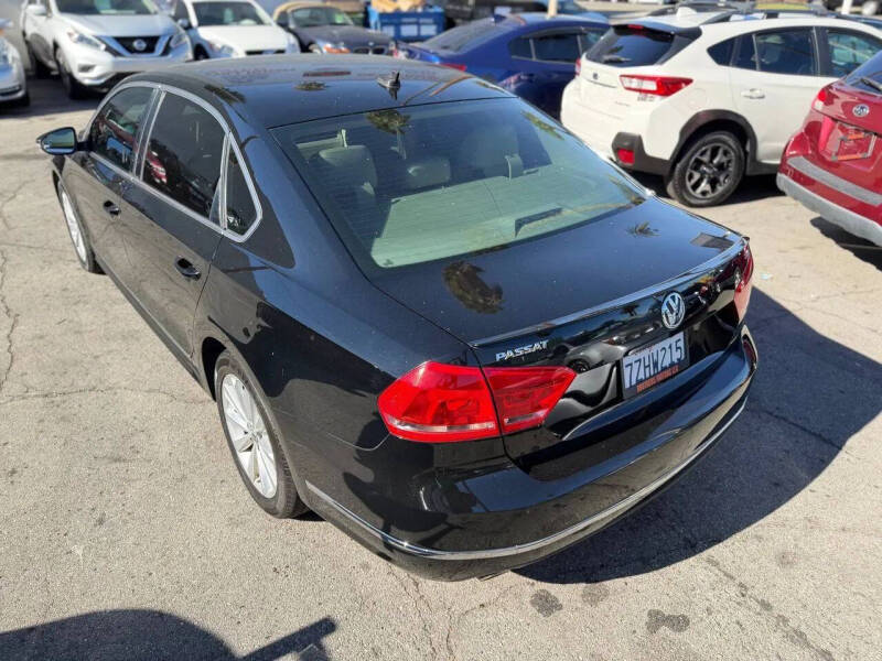 2012 Volkswagen Passat SEL Premium PZEV
