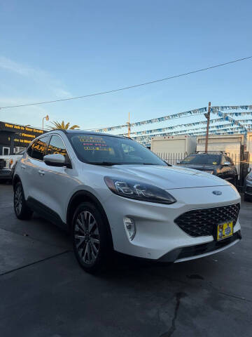 2020 Ford Escape Titanium