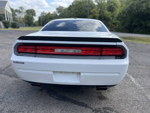 2013 Dodge Challenger SXT