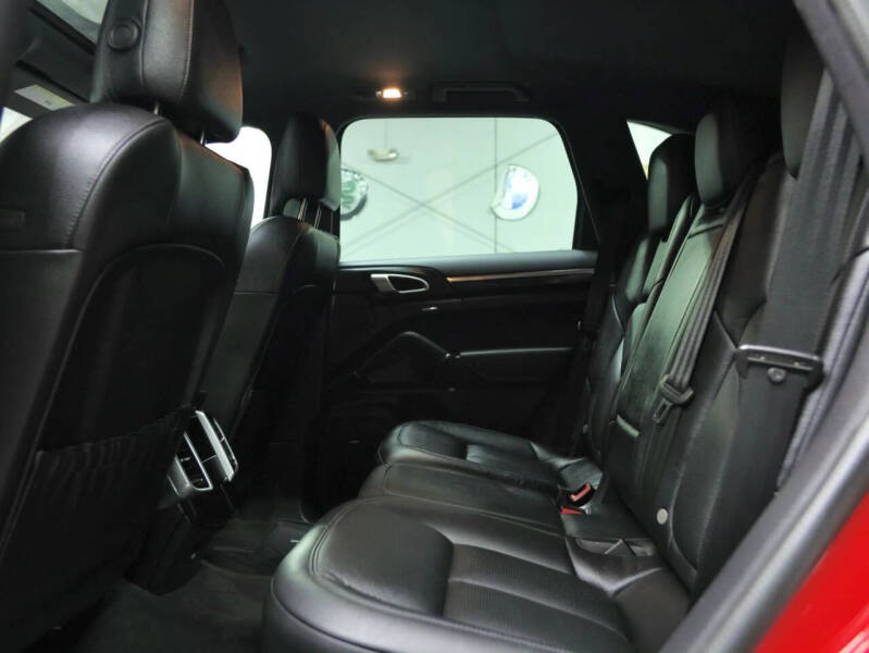 2018 Porsche Cayenne S