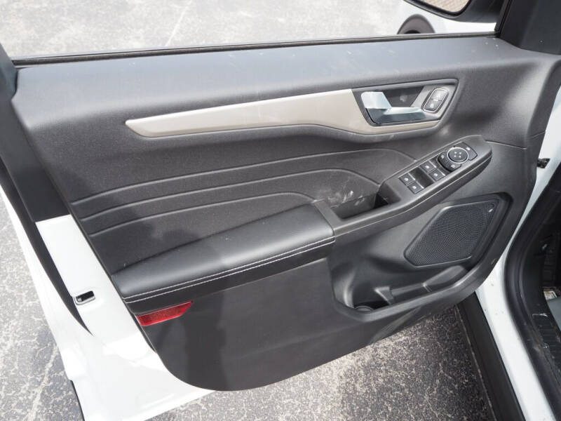 2021 Ford Escape SE