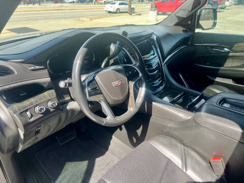 2017 Cadillac Escalade ESV Platinum