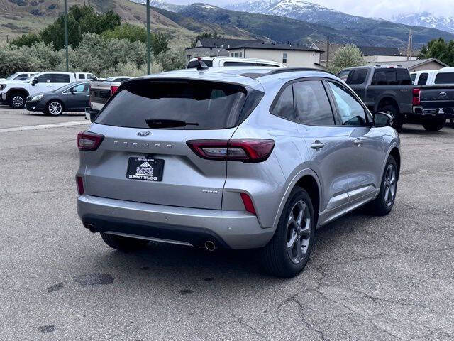 2023 Ford Escape ST-Line Select