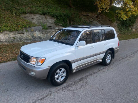 2000 Toyota Land Cruiser for sale at Bogie's Motors in Saint Louis MO