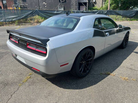 2022 Dodge Challenger