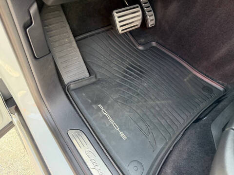 2017 Porsche Cayenne Turbo