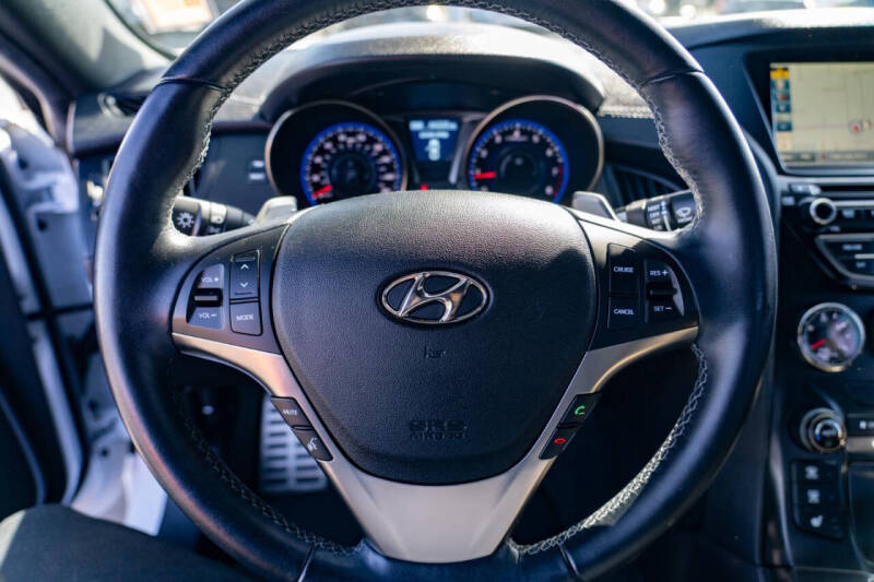 2016 Hyundai Genesis Coupe