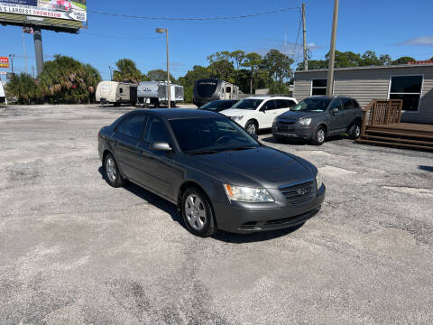 2009 Hyundai Sonata for sale at Friendly Finance Auto Sales in Port Richey FL