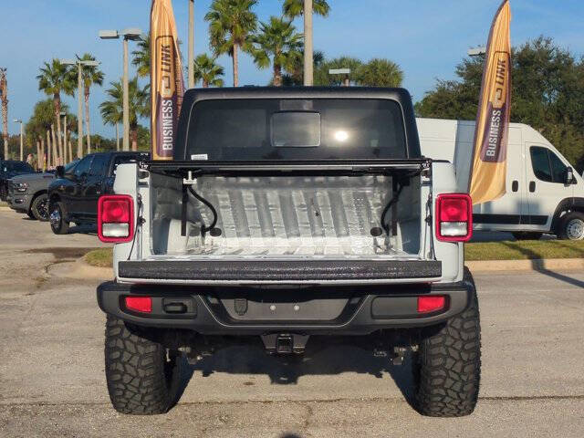 2022 Jeep Gladiator Sport S