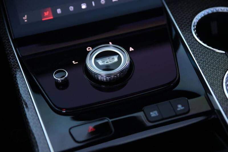 2025 Cadillac Escalade-V