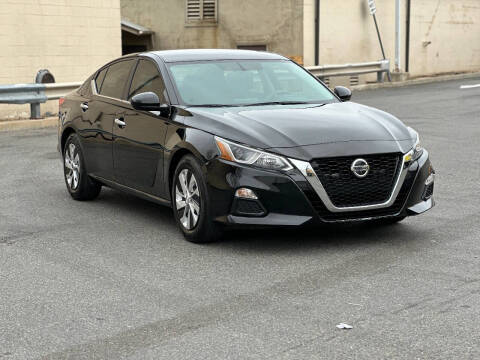 2019 Nissan Altima for sale at Payless Car Sales of Linden in Linden NJ