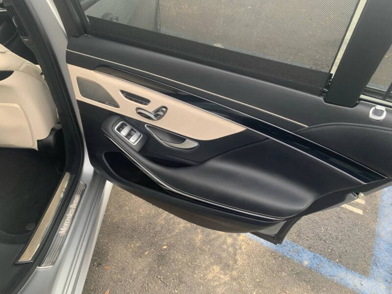 2015 Mercedes-Benz S-Class S 550