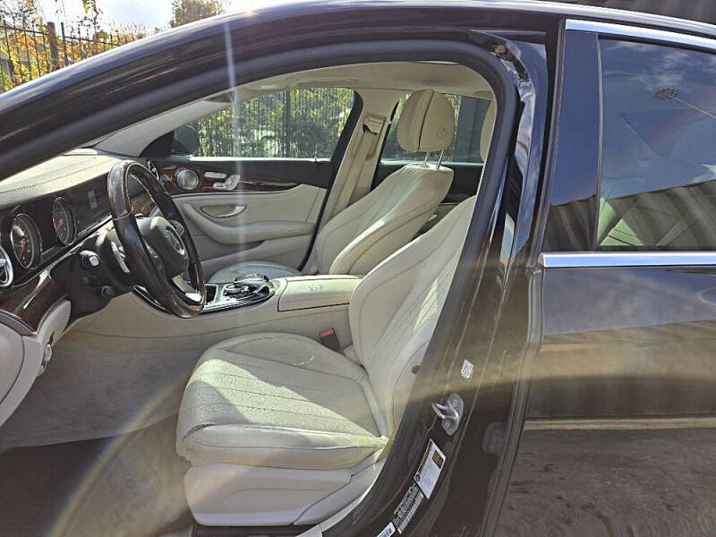 2017 Mercedes-Benz E-Class E 300