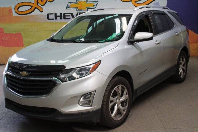 Used 2019 Chevrolet Equinox LT with VIN 2GNAXVEX4K6126379 for sale in Grand Ledge, MI