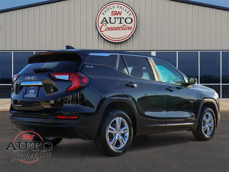 2024 GMC Terrain SLE