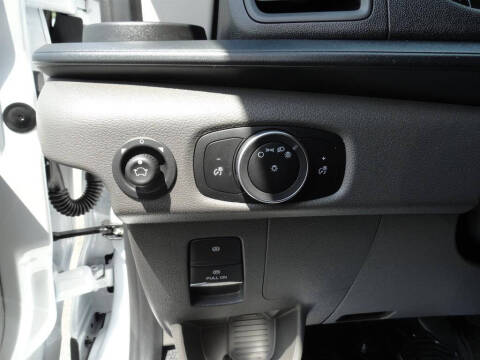 2025 Ford Transit 250