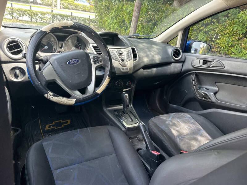2011 Ford Fiesta SE