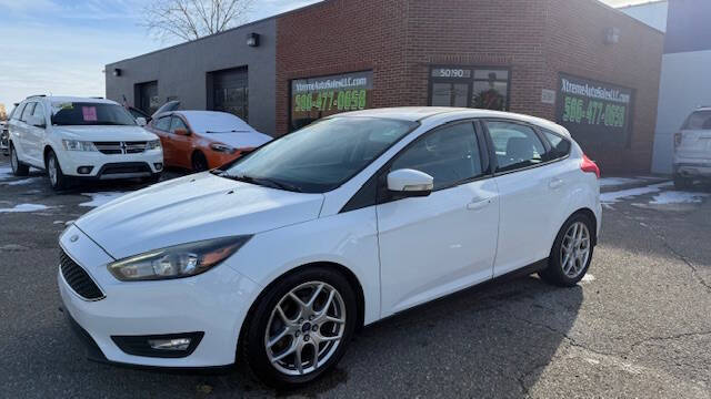 2015 Ford Focus SE's photo