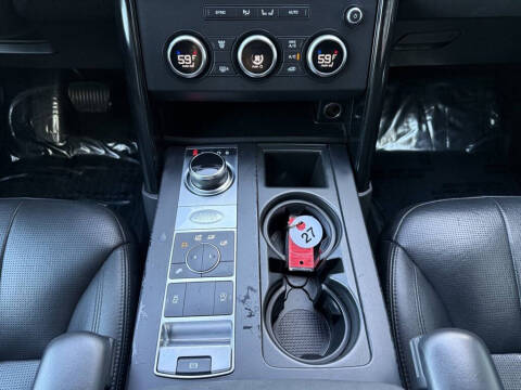 2020 Land Rover Discovery SE