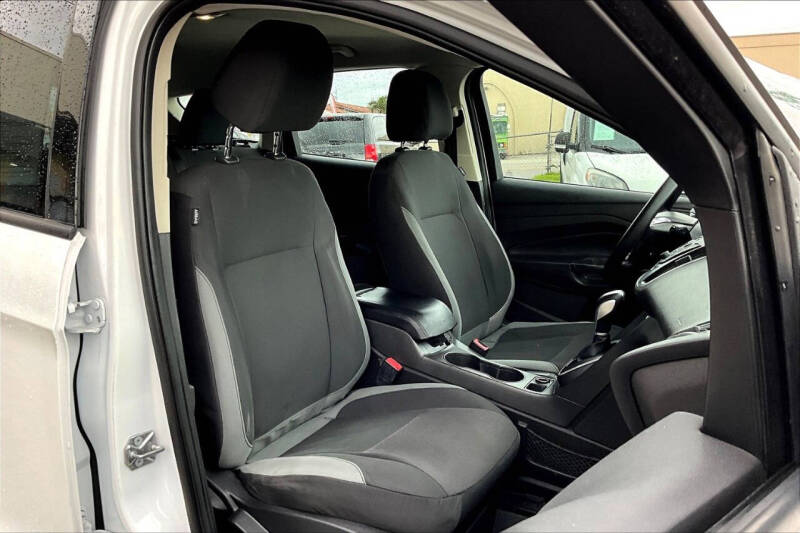 2015 Ford Escape S