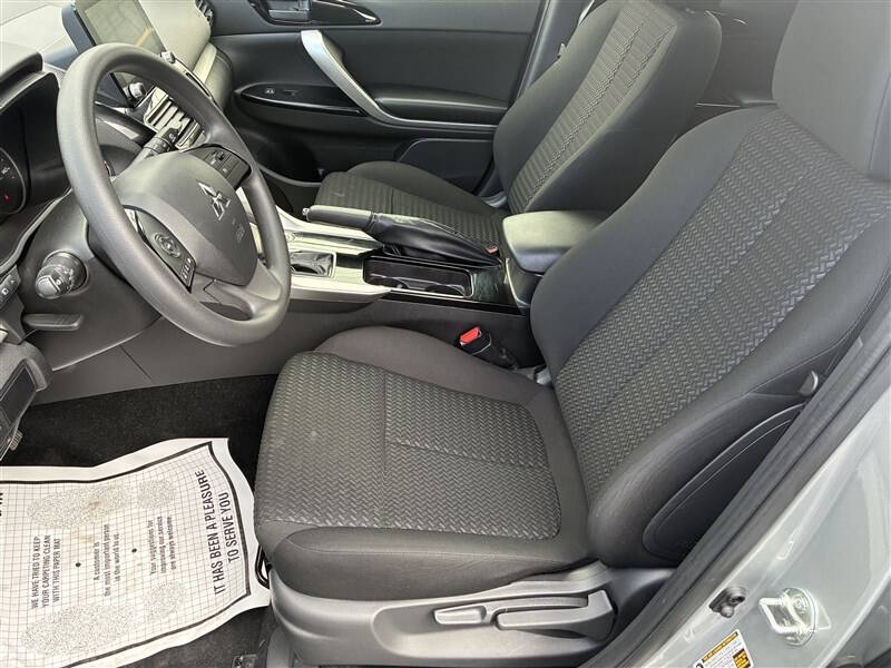 2024 Mitsubishi Eclipse Cross LE